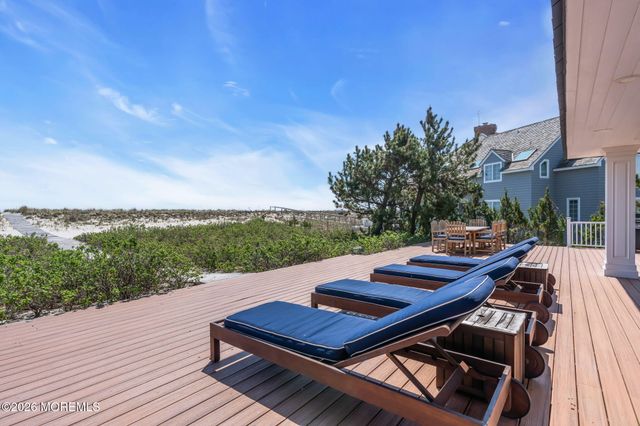 1325 Ocean Avenue, Mantoloking, NJ 08738
