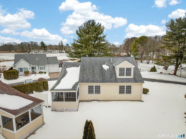 16 Silverbrook Lane 16, Clinton, CT 06413