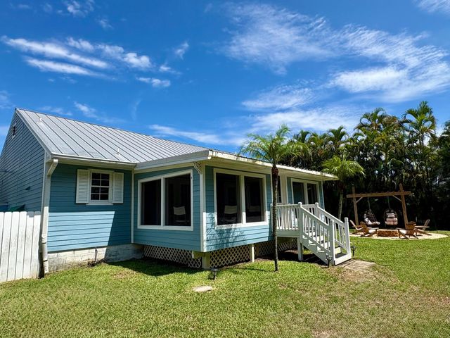 3866 SE Jefferson Street, Stuart, FL 34997