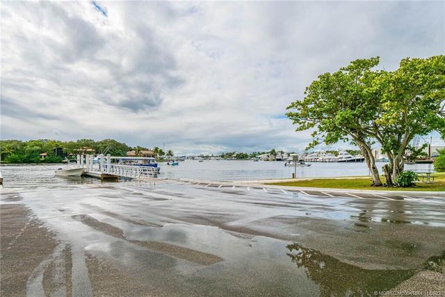 3866 SE Jefferson Street, Stuart, FL 34997