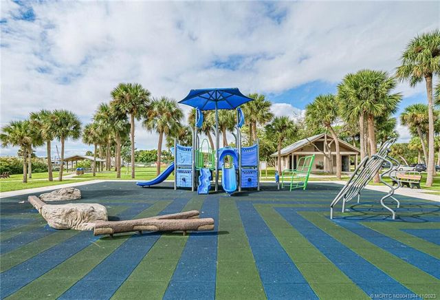 3866 SE Jefferson Street, Stuart, FL 34997