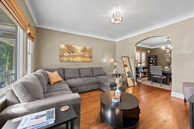 8328 S essex Avenue, Chicago, IL 60617