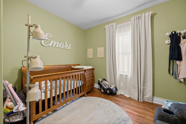 8328 S essex Avenue, Chicago, IL 60617