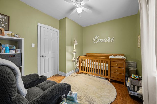 8328 S essex Avenue, Chicago, IL 60617