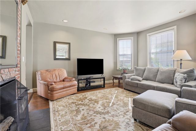 7225 Perrysville Ave, Ben Avon, PA 15202