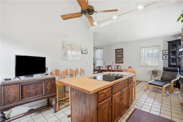 7225 Perrysville Ave, Ben Avon, PA 15202