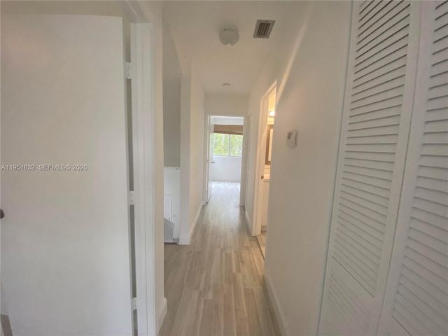 654 Woodgate Cir C, Sunrise, FL 33326