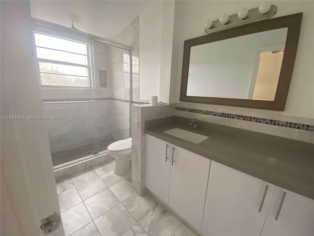 654 Woodgate Cir C, Sunrise, FL 33326