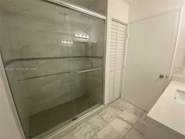 654 Woodgate Cir C, Sunrise, FL 33326