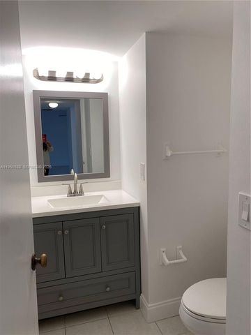 654 Woodgate Cir C, Sunrise, FL 33326