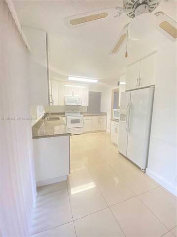 654 Woodgate Cir C, Sunrise, FL 33326