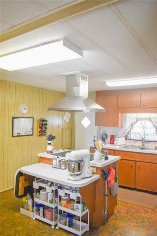 921 FAITH CIRCLE E 70, Bradenton, FL 34212