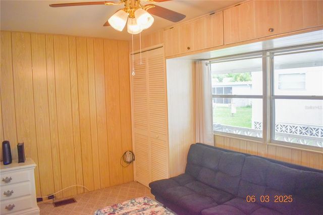 921 FAITH CIRCLE E 70, Bradenton, FL 34212