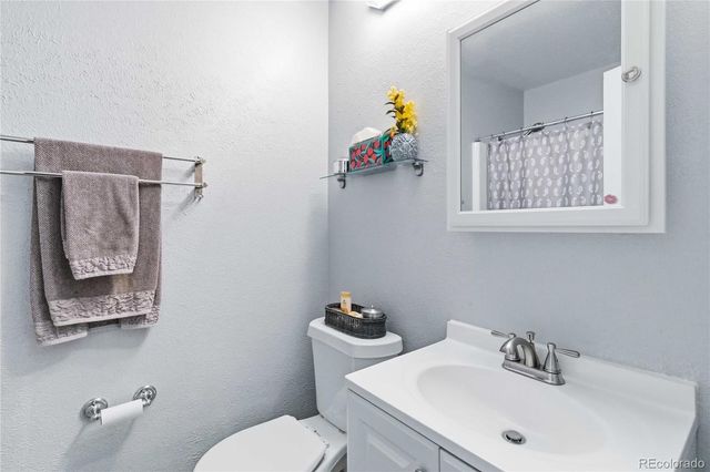 12347 E Bates Circle, Aurora, CO 80014