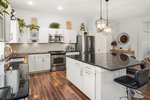 504 Bowery TRL, Austin, TX 78753