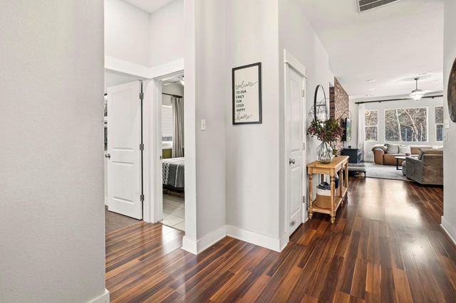 504 Bowery TRL, Austin, TX 78753