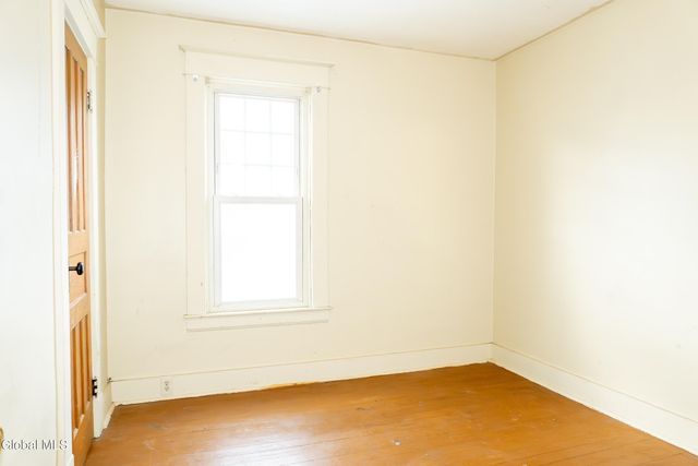 6 Harvard Street, Schenectady, NY 12304