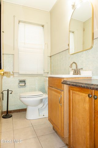 6 Harvard Street, Schenectady, NY 12304