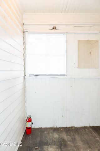 6 Harvard Street, Schenectady, NY 12304