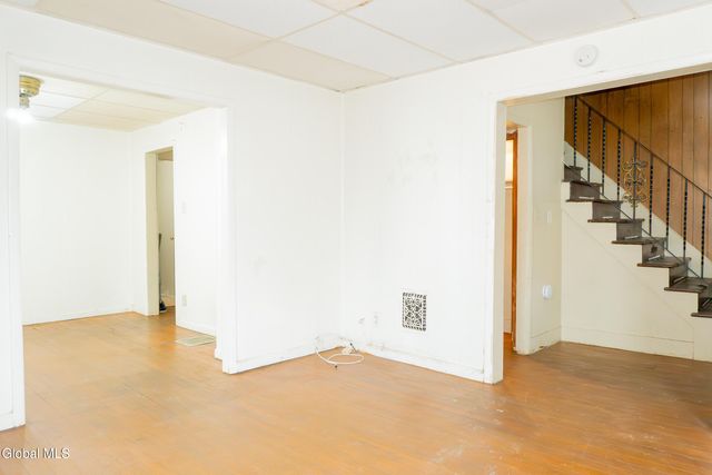 6 Harvard Street, Schenectady, NY 12304