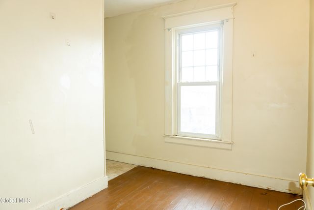 6 Harvard Street, Schenectady, NY 12304