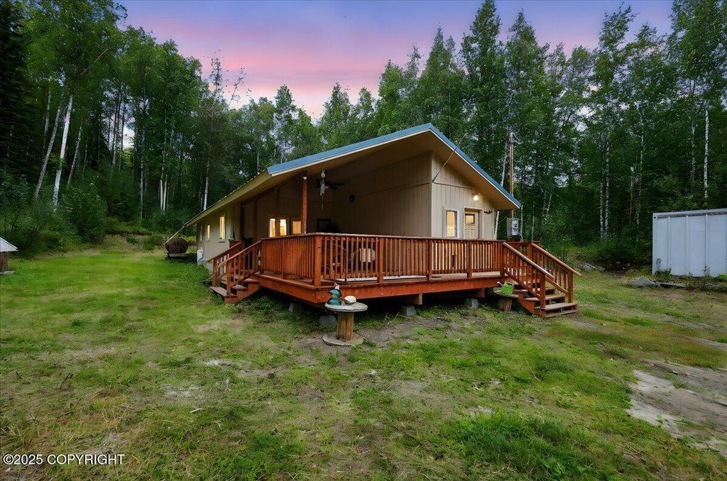 18985 W Appalachian Trail, Big Lake, AK 99652