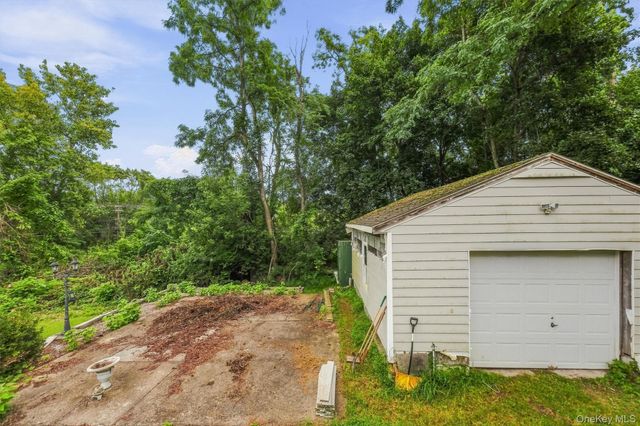 4 Garrett Place, Poughkeepsie, NY 12603