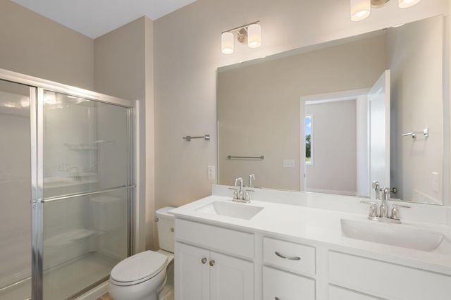 2120 Ridgepointe Drive, Hastings, MN 55033