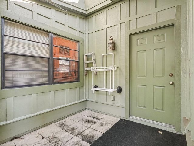 5031 BARRINGTON CIRCLE 601, Sarasota, FL 34234