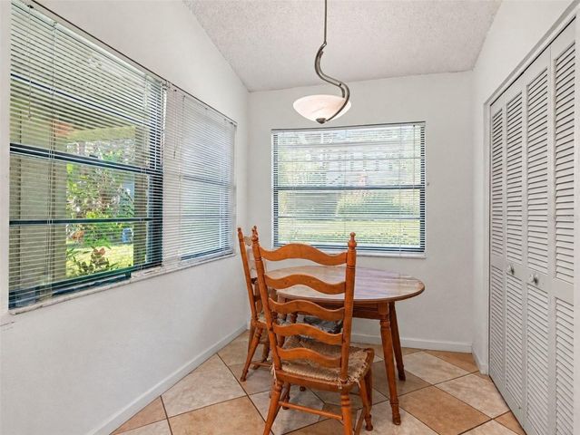 5031 BARRINGTON CIRCLE 601, Sarasota, FL 34234