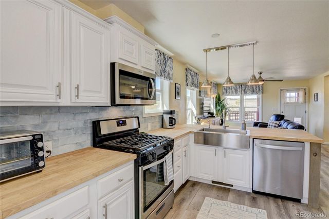 261 Bridle Path, Hartsel, CO 80449