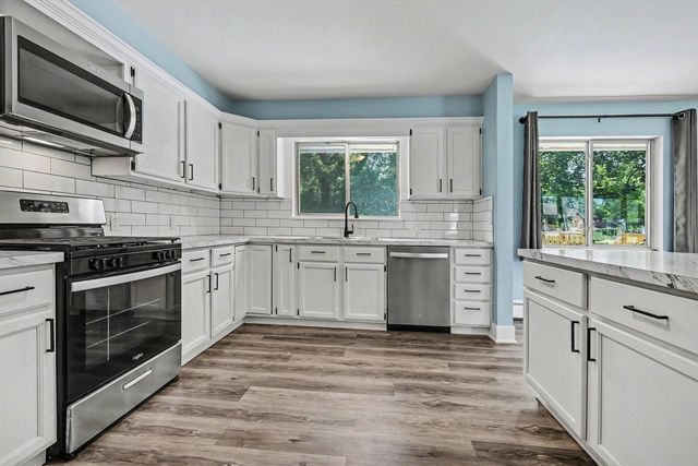 3990 S Big Spring Drive, Grandville, MI 49418