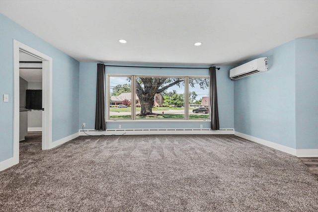 3990 S Big Spring Drive, Grandville, MI 49418
