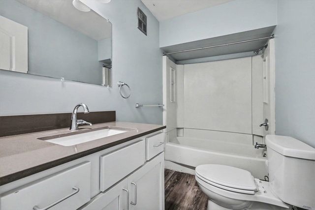 3990 S Big Spring Drive, Grandville, MI 49418