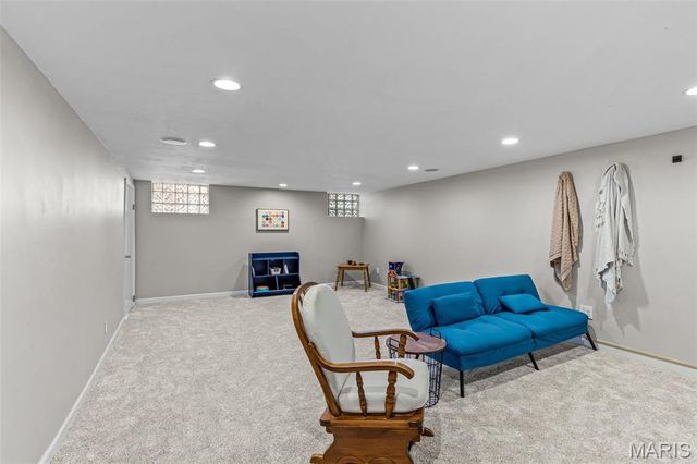 7808 Garden Avenue, Shrewsbury, MO 63119