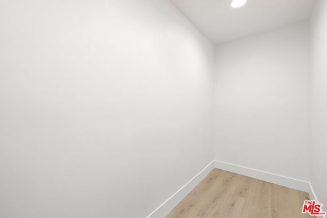 906 N Doheny Drive 304, West Hollywood, CA 90069