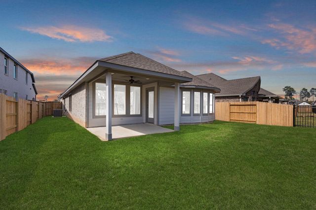 243 Navasota Narrows Way, Conroe, TX 77304