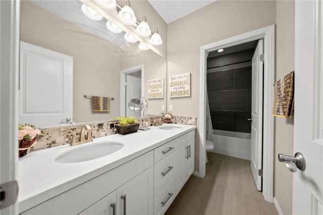 27925 Ladoga, Menifee, CA 92585
