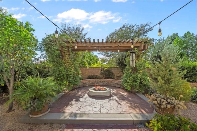 27925 Ladoga, Menifee, CA 92585