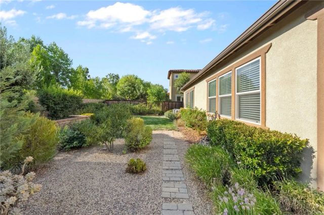 27925 Ladoga, Menifee, CA 92585