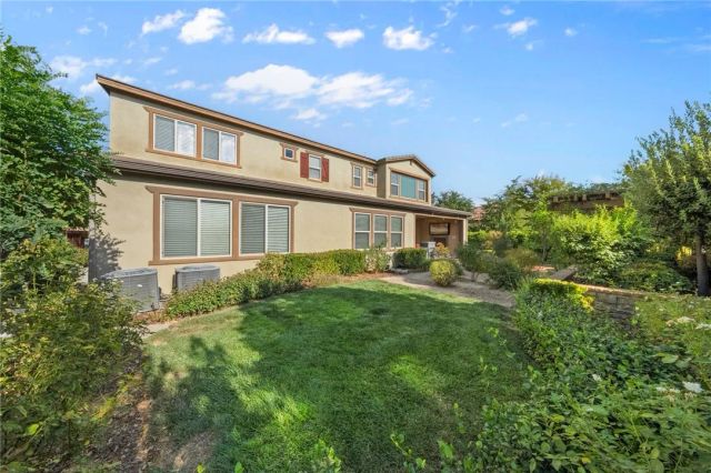 27925 Ladoga, Menifee, CA 92585