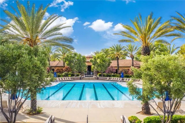 27925 Ladoga, Menifee, CA 92585