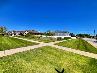 6910 43rd Street, Forest View, IL 60402