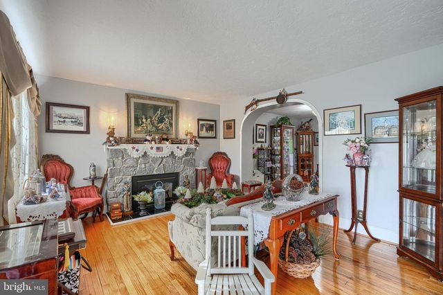 7218 SOLLERS POINT RD, Baltimore, MD 21222