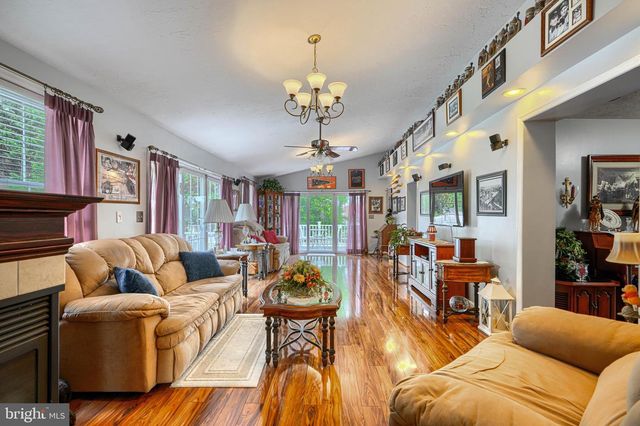 7218 SOLLERS POINT RD, Baltimore, MD 21222