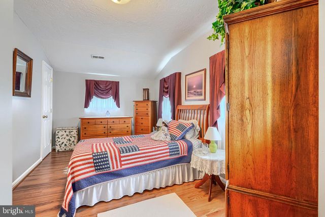 7218 SOLLERS POINT RD, Baltimore, MD 21222