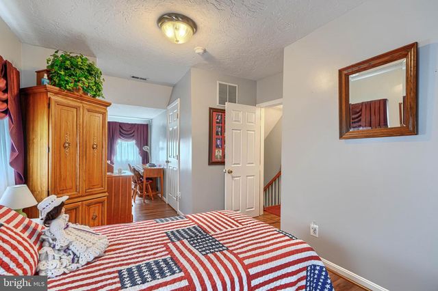 7218 SOLLERS POINT RD, Baltimore, MD 21222