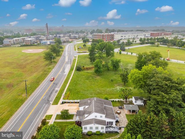 7218 SOLLERS POINT RD, Baltimore, MD 21222