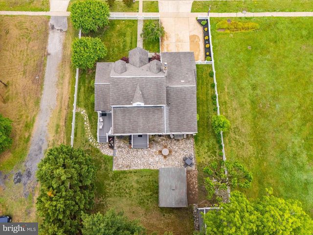 7218 SOLLERS POINT RD, Baltimore, MD 21222