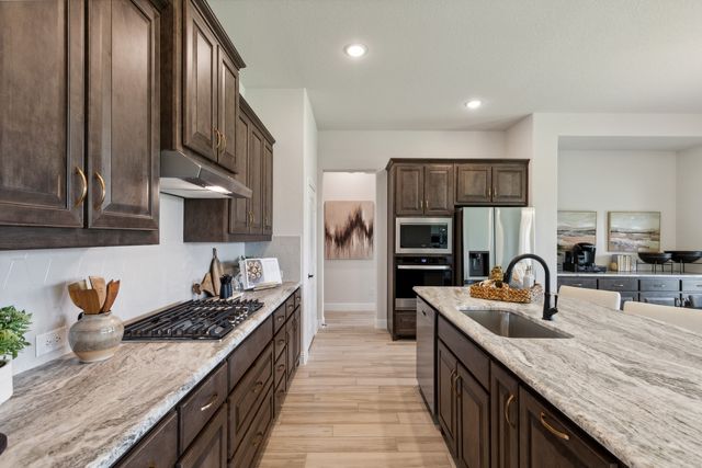 902 Meadow View Drive, Cleburne, TX 76033